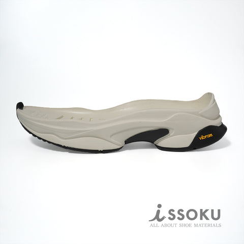Vibram®︎ #879C【90's Runner】off white × black